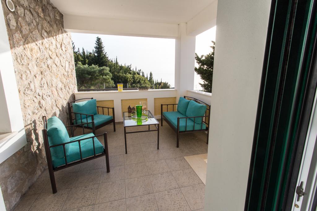 Villa Vera Agios Nikitas Exterior photo